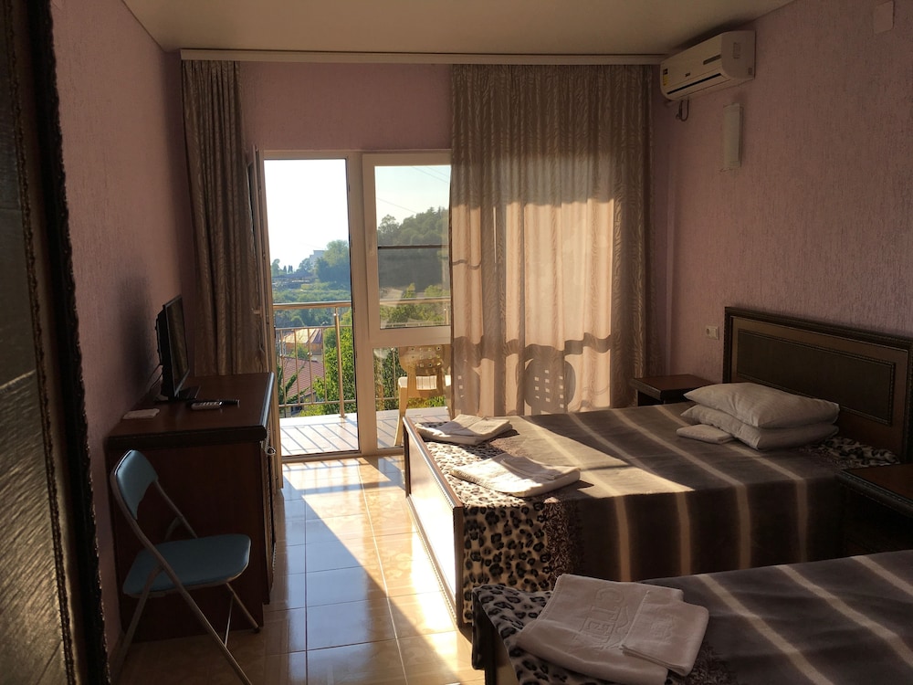 Luxury Quadruple Room, Mountain View photo 2
