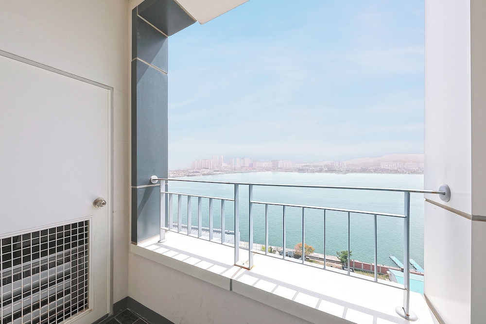 Standard Double Room, Lake View (below 6kg, 1 pet allowed) photo 2