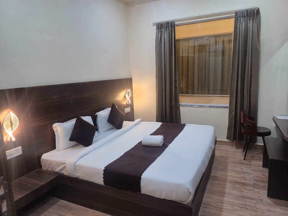 Basic Double Room