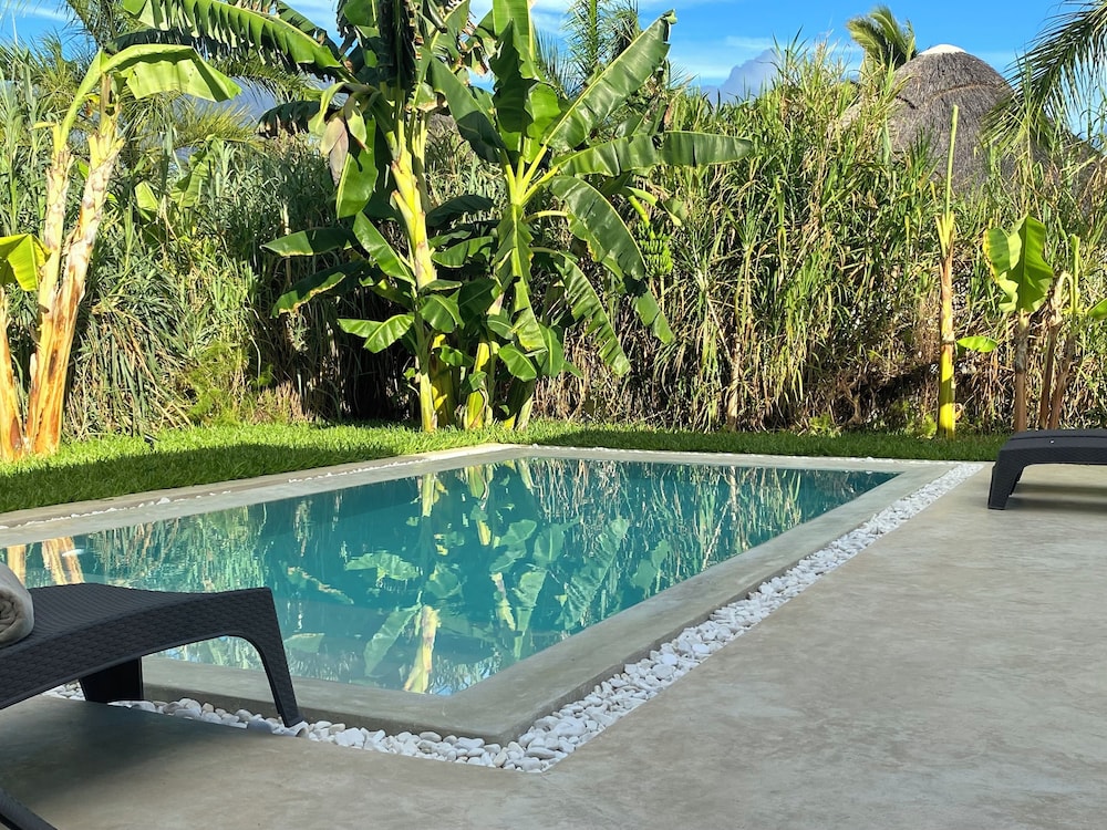 Luxury Villa, Patio, Garden View photo 1
