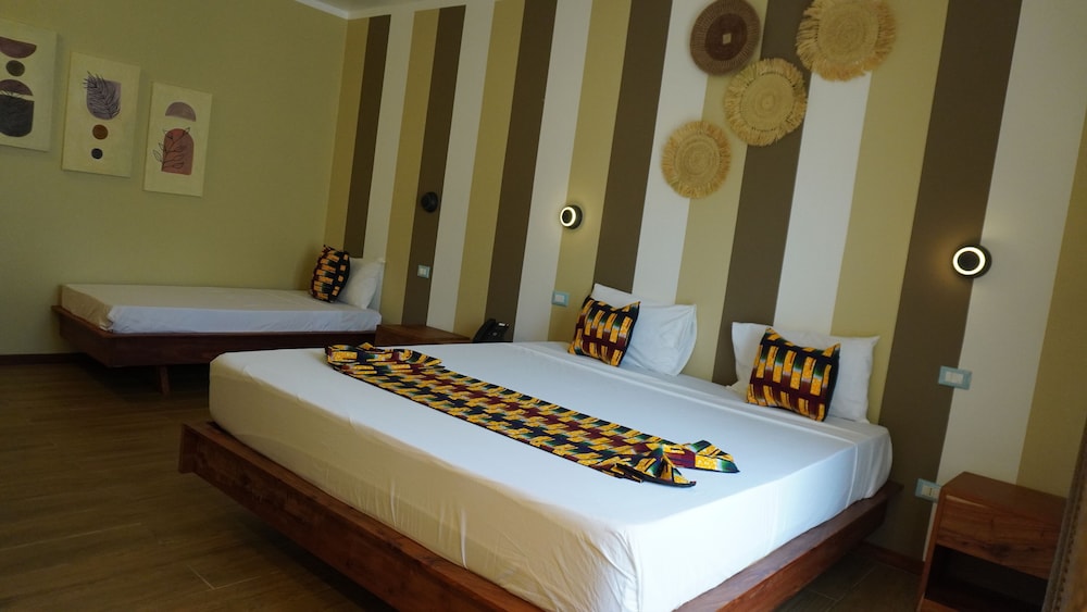 Standard Triple Room, Balcony, Sea View