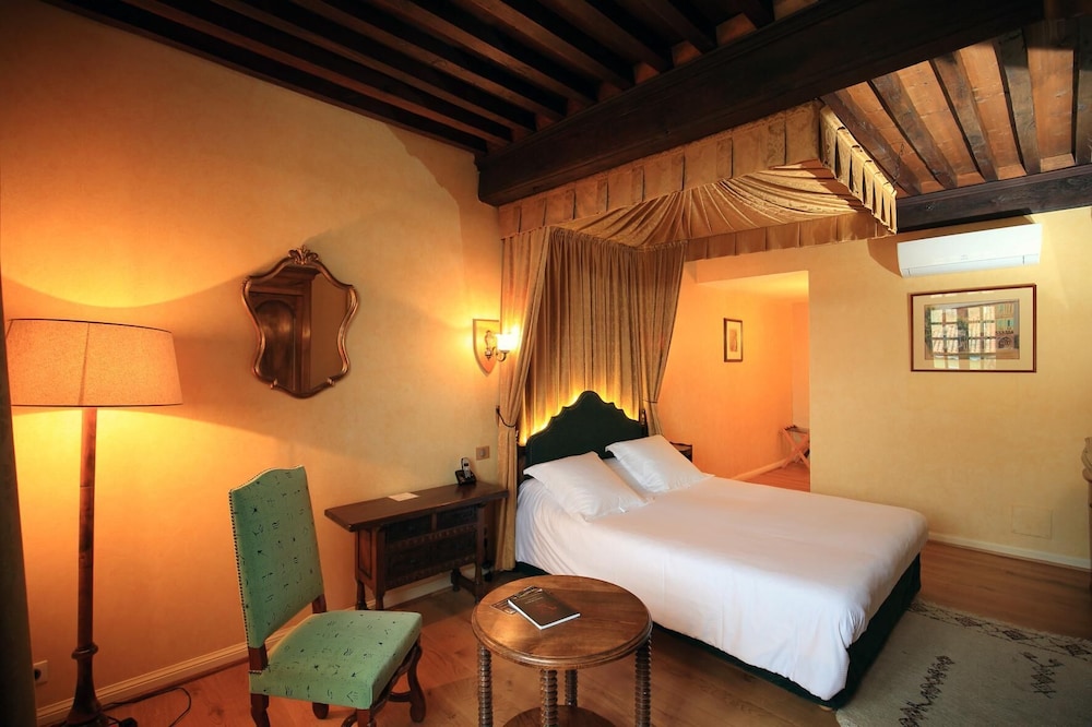 Romantic Double Room, Ensuite (Dame louise) - Photo 2