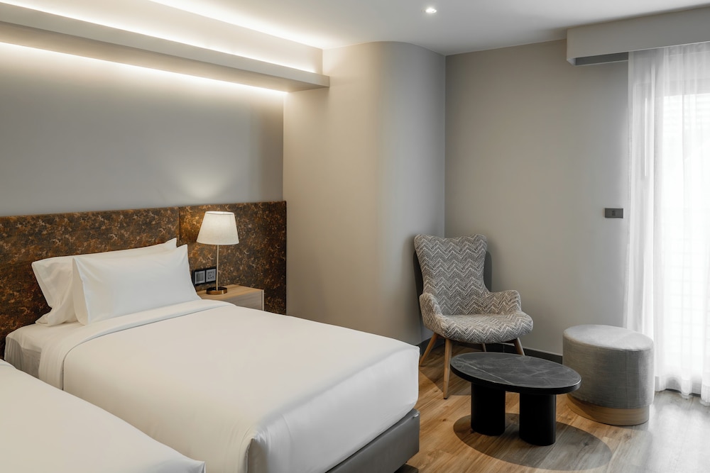Suite Twin Room photo 3