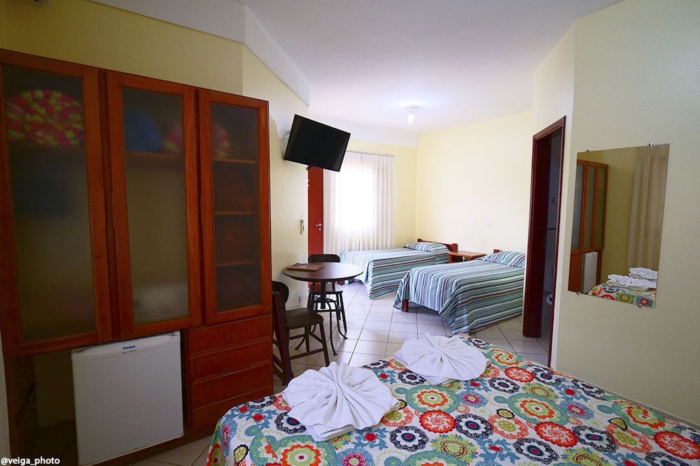 Deluxe Room, Multiple Bedrooms - Photo 12