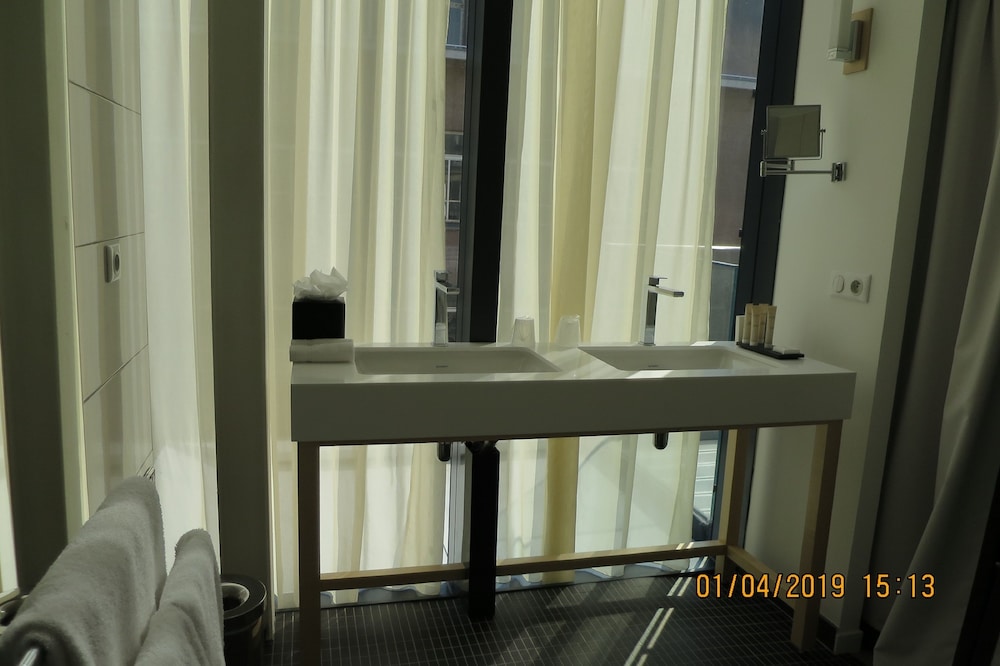 Superior Double Room, Terrace thumbnail 5