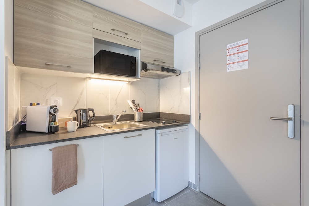 Apartment 4 people - 1 bedroom - Air conditionned - Terrace or balcony - Photo 3