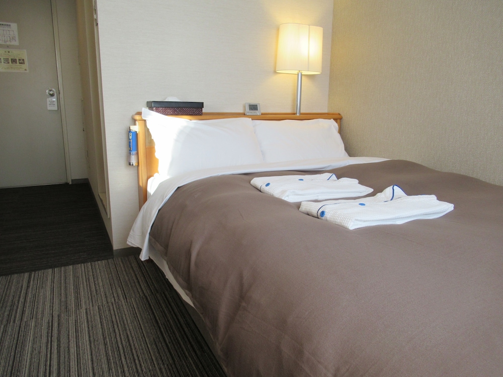 Semi-Double Room, Smoking photo 1