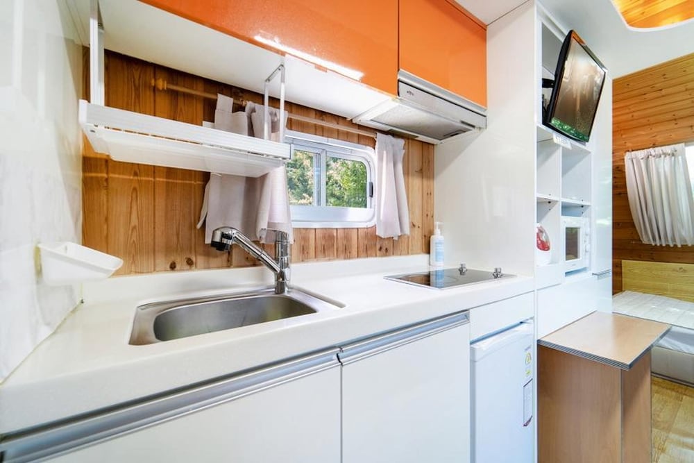 Basic Room, 1 Bedroom (SuiteBhyeong4) - Photo 15