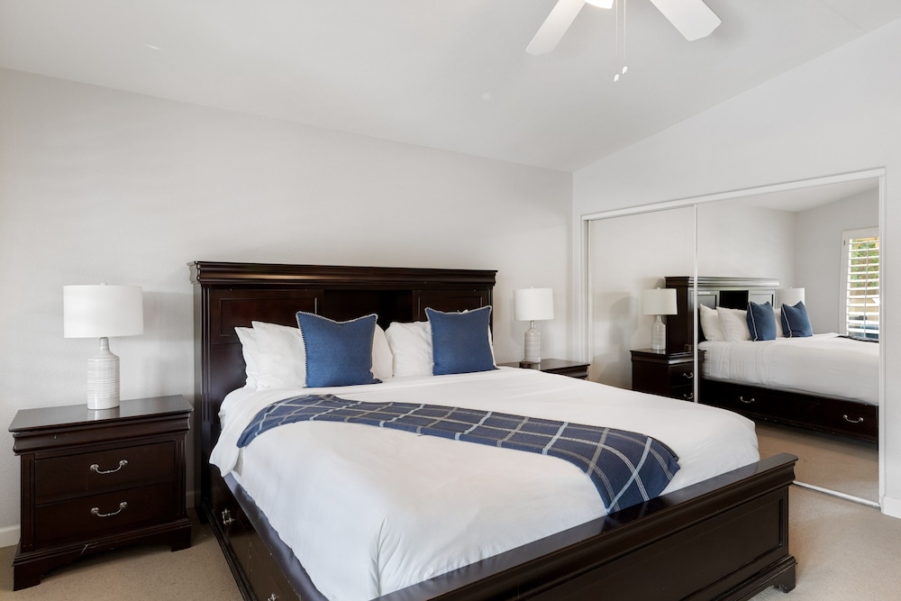 House, Multiple Beds, Pool Access, Pool View (Indian Palms Oasis) photo 3