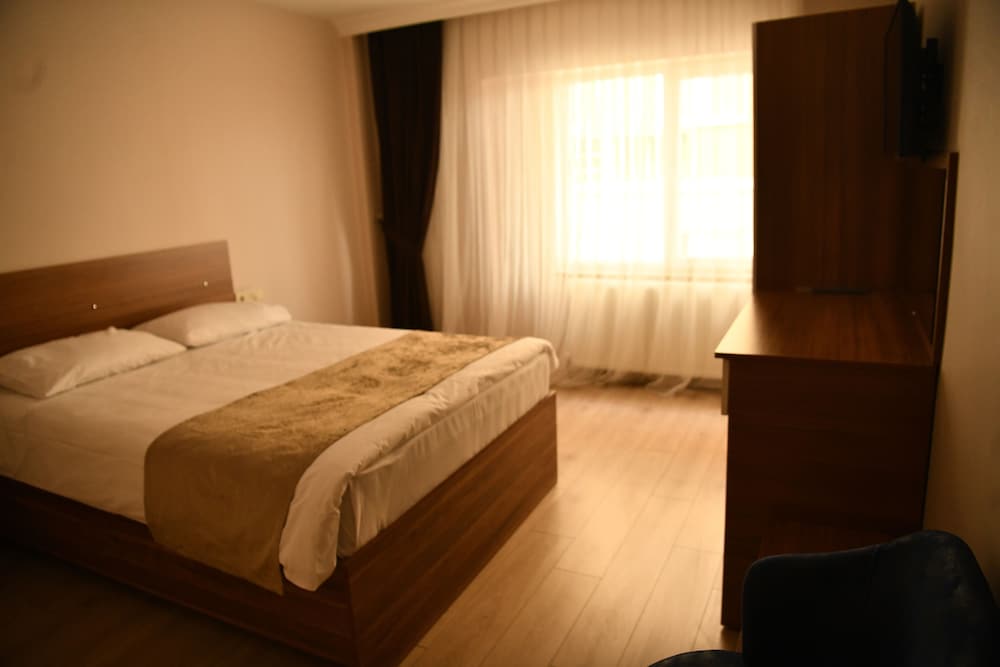 Basic Double Room photo 2