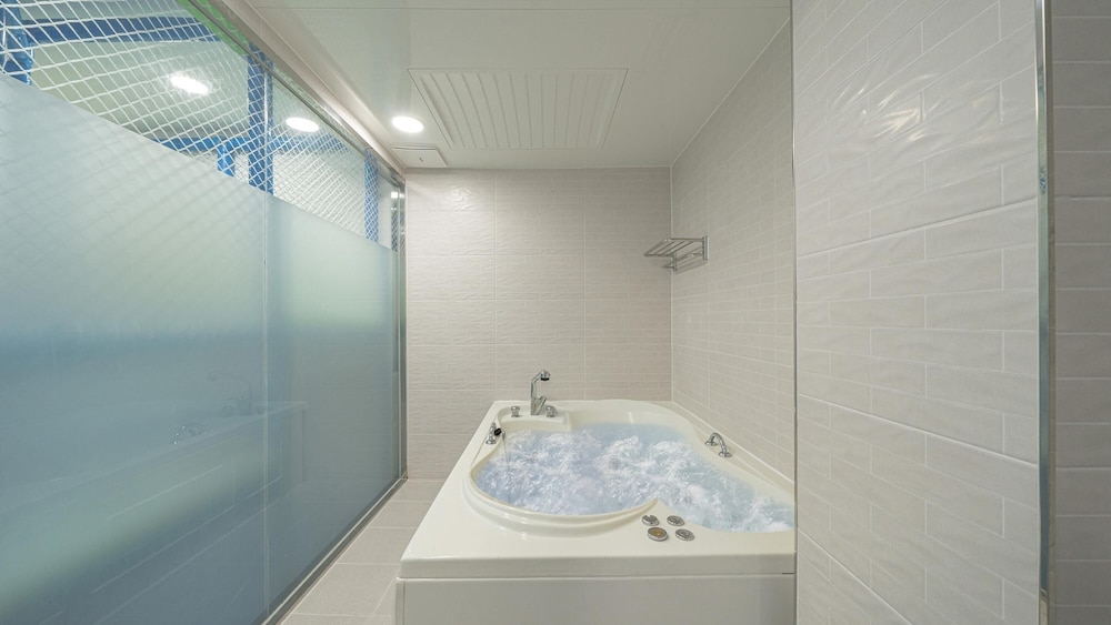 Basic Room, 1 Bedroom (Kids3 (spa)) - Photo 13