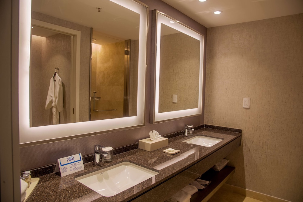 Premium Suite, 1 King Bed