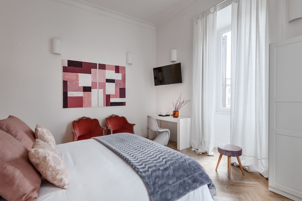 Deluxe Suite, City View photo 2