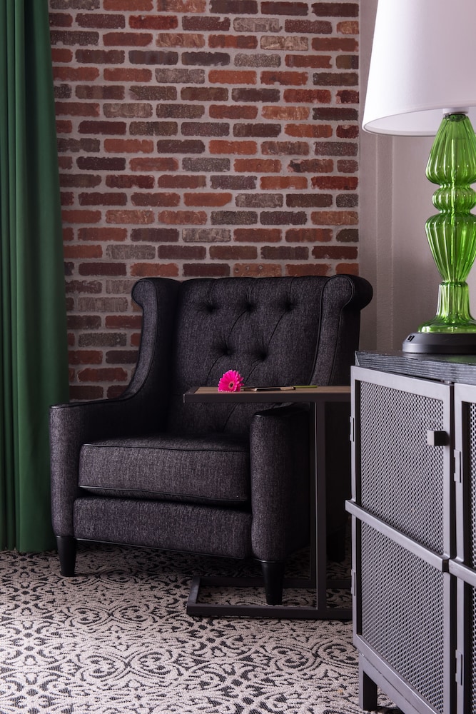 Holiday Inn Hotel French Quarter-Chateau Lemoyne by IHG, Photo 6