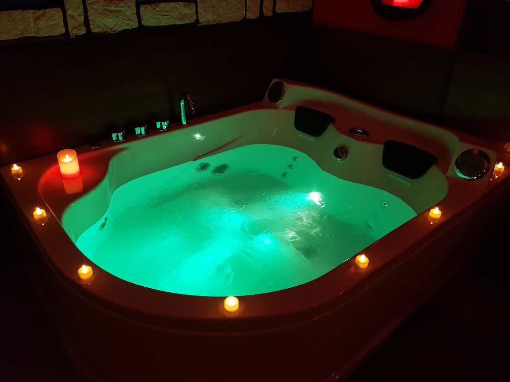 Junior Double Room, Hot Tub