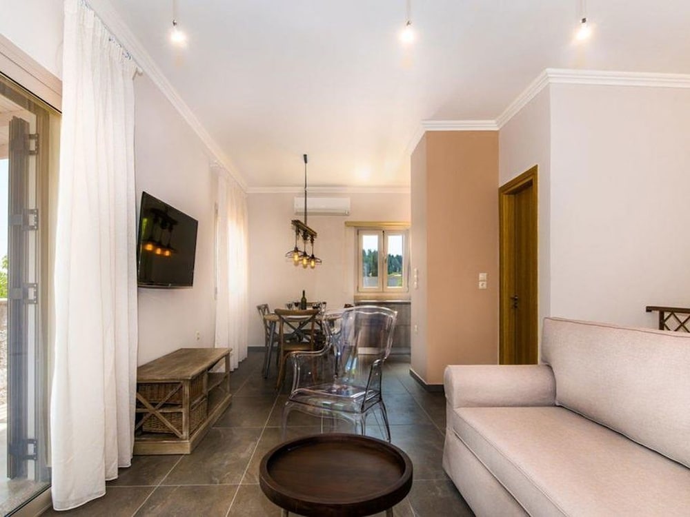 Villa, 2 Bedrooms photo 2
