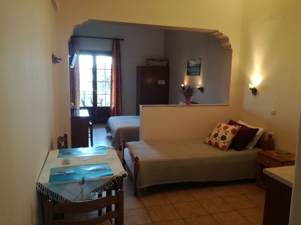 Studio, Sea View (3 Adults) photo 1