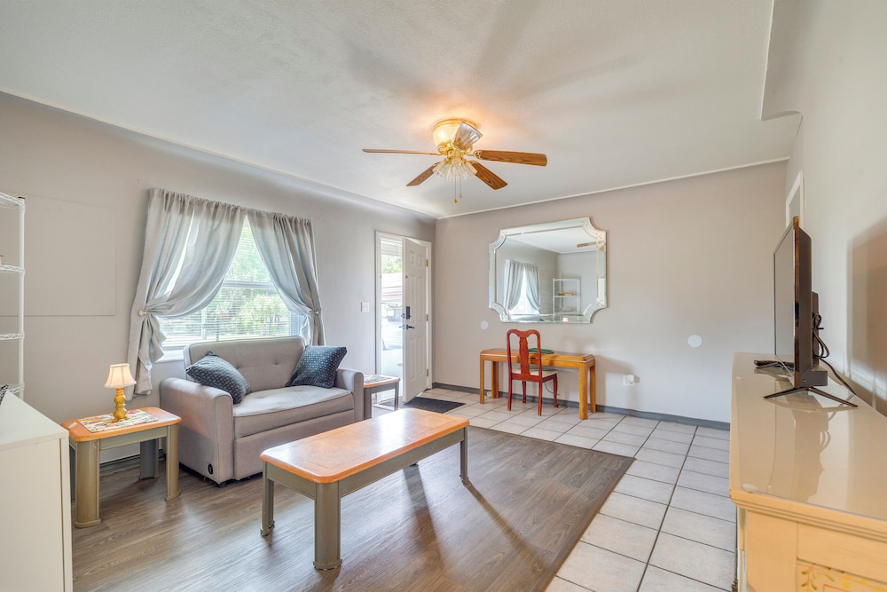 House (1 Bedroom)