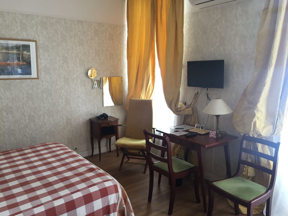Double Room - Photo 3