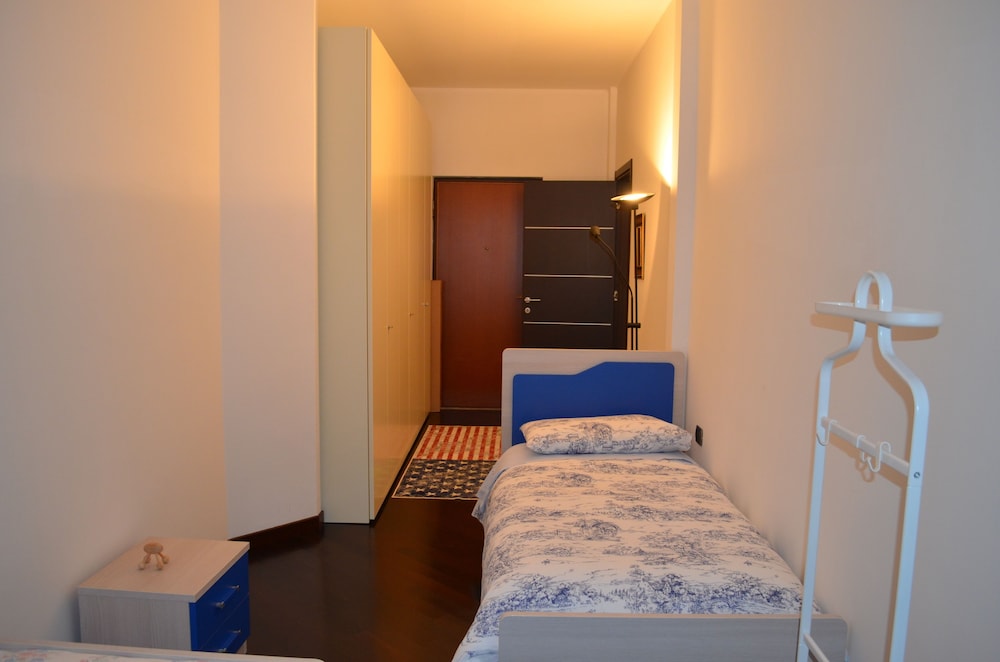 Apartment, 2 Bedrooms, Kitchen, Hill View