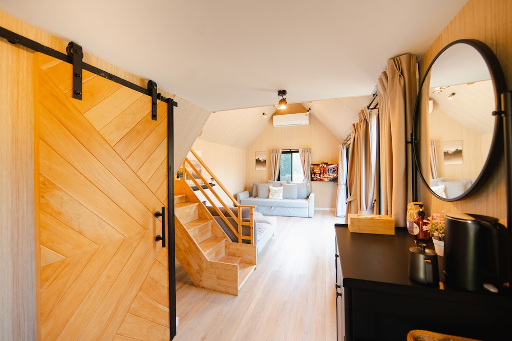Duplex (Breakfast Included, Dinner Not Included) - Photo 8