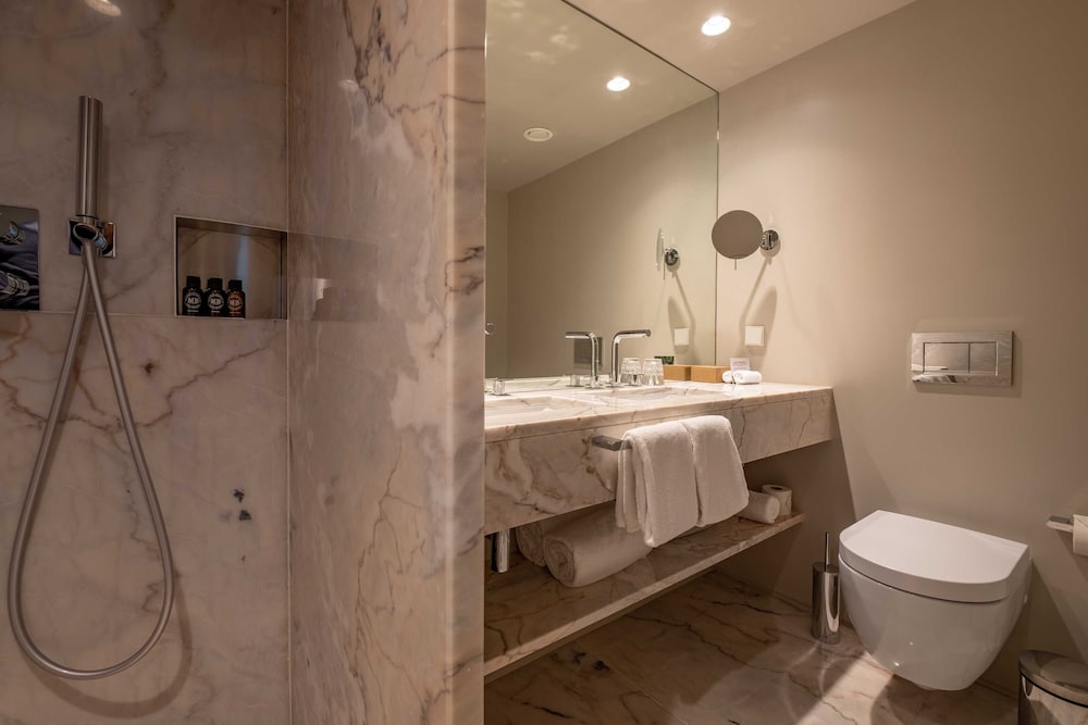 Premium Double Room, Terrace, River View - Photo 10
