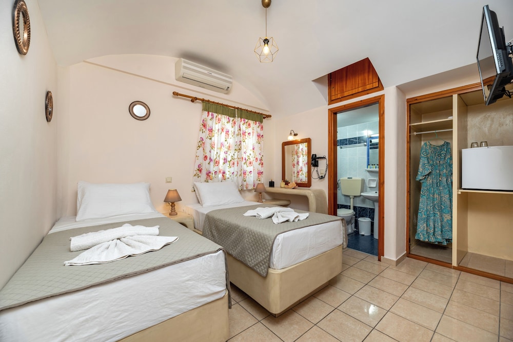 Double or Twin Room, No Balcony