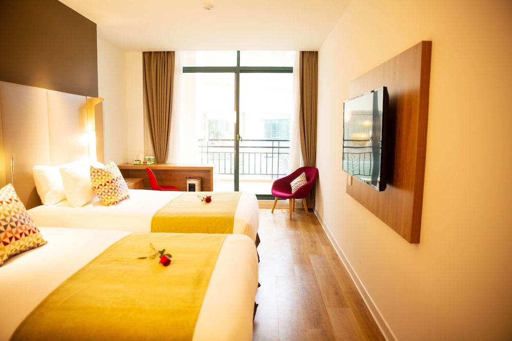 Standard Room, 2 Twin Beds photo 1