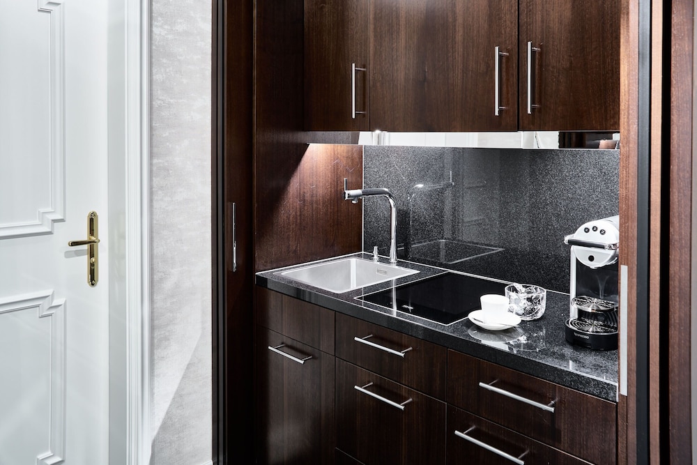 Grand Suite - Photo 2