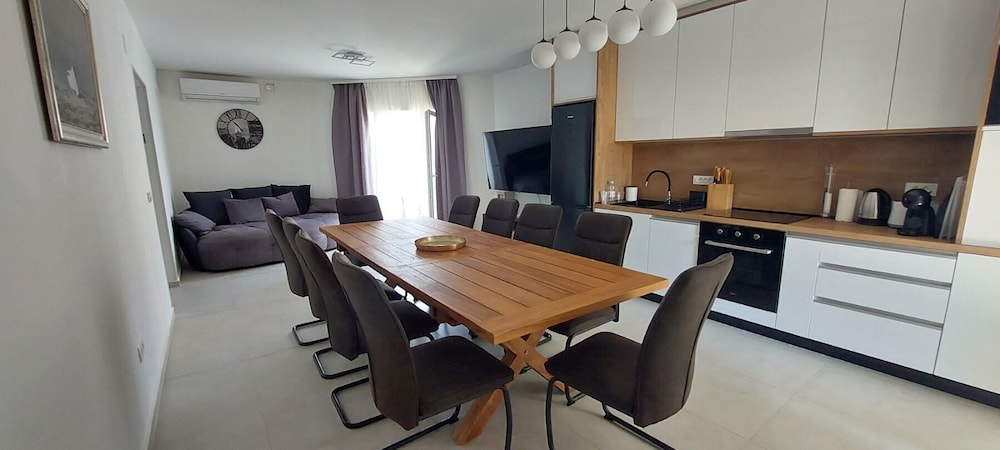 Comfort Apartment, 2 Bedrooms, 2 Bathrooms, Garden View