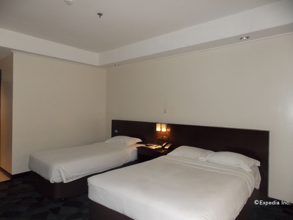 Super Deluxe Room - Photo 10