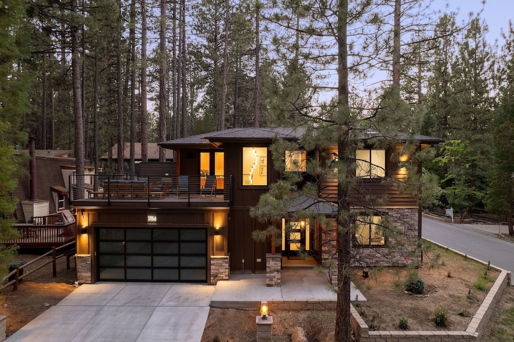 House, 5 Bedrooms