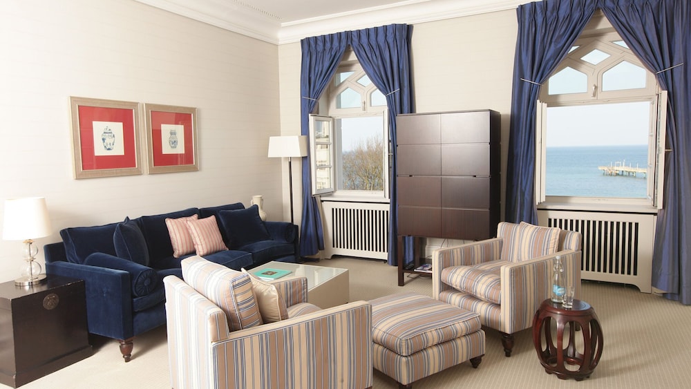 Deluxe Suite, 1 King Bed, Non Smoking, Sea View