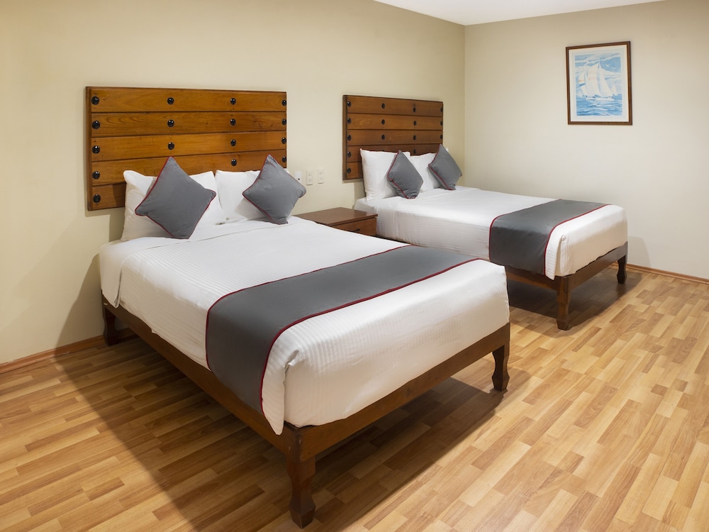 Standard Room (Four beds)