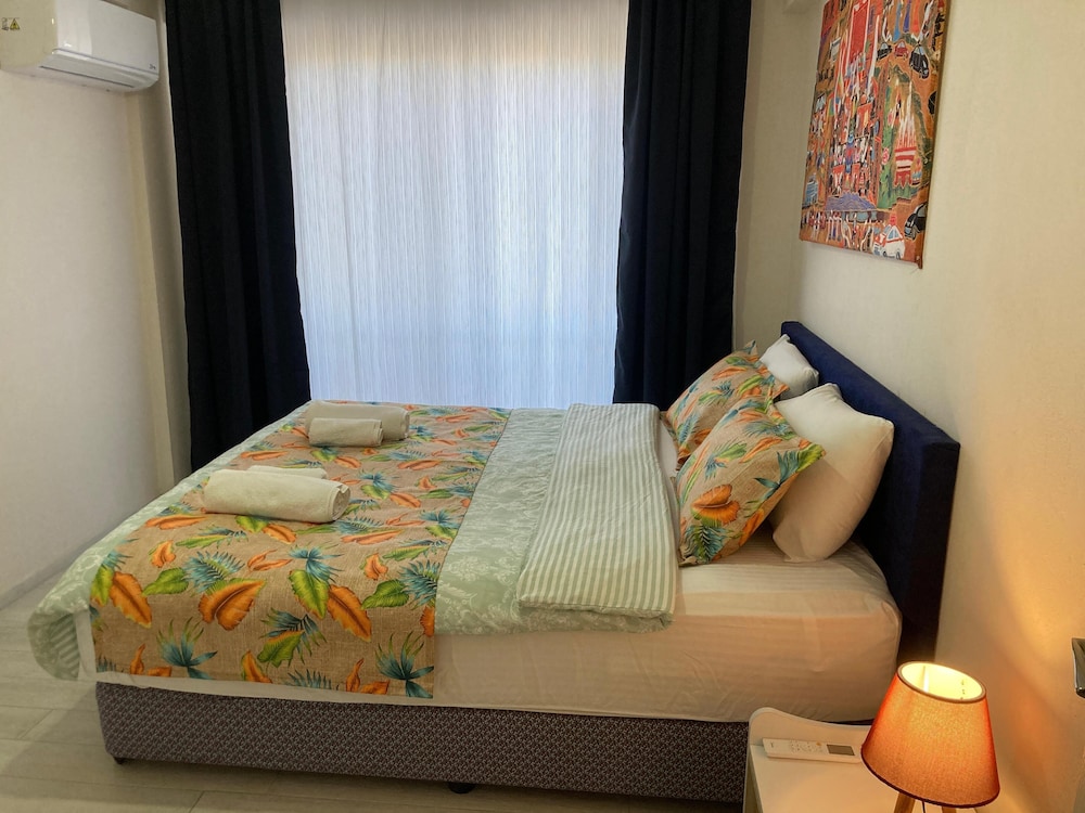 Family Apartment, Balcony, Garden View photo 2
