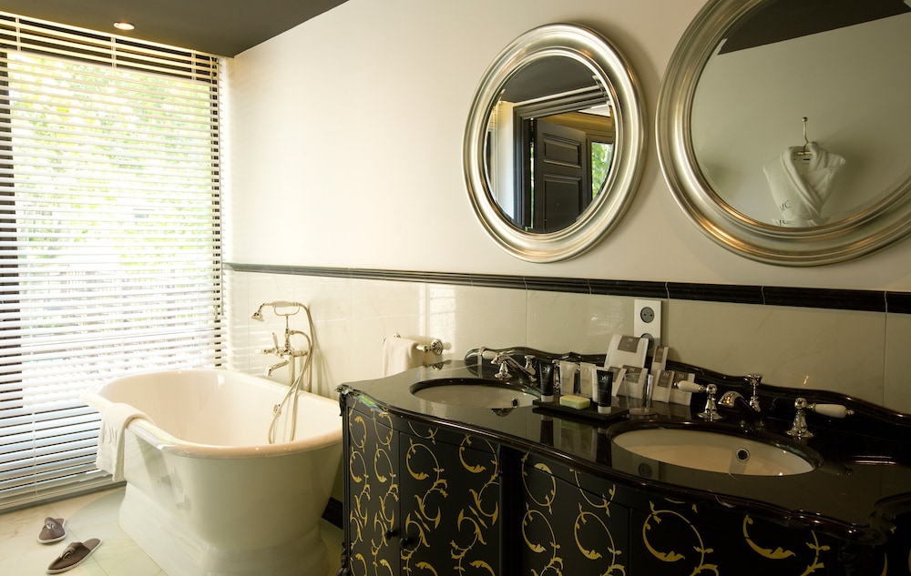 Prestige Suite photo 3