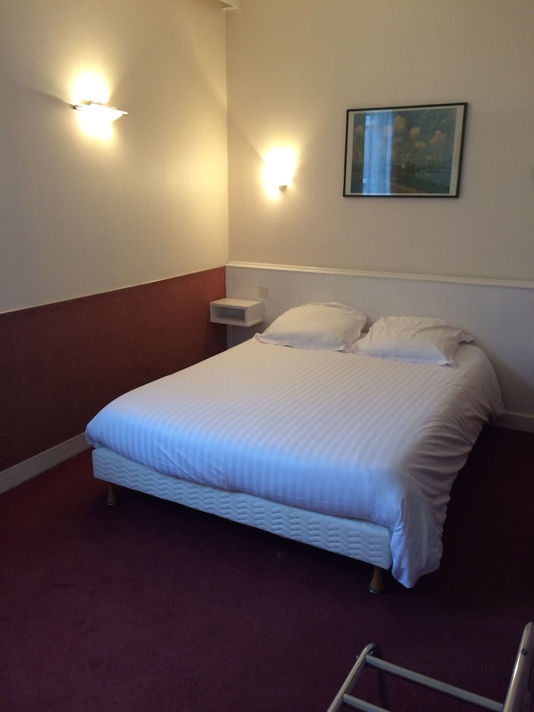 Standard Double Room photo 3