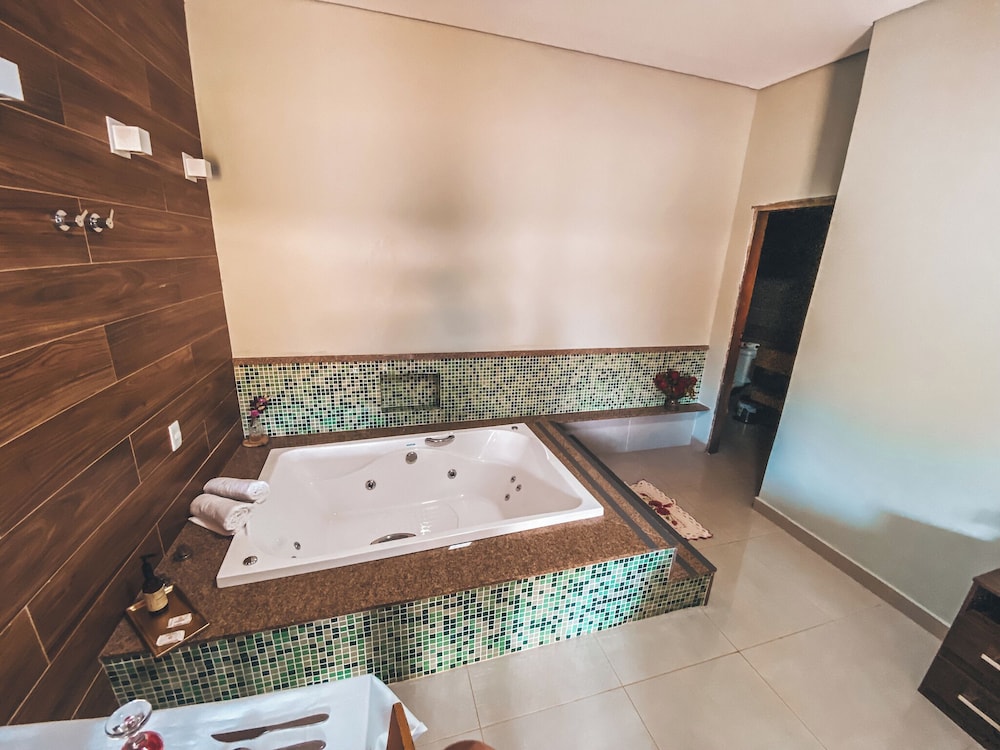 Premium Double Room, Jetted Tub photo 3