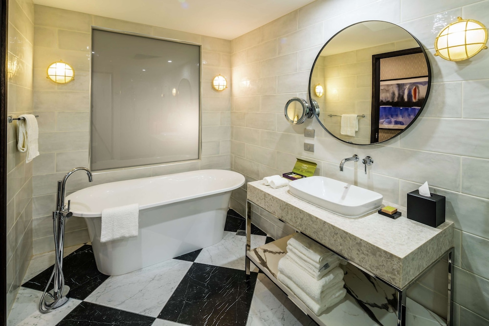 Available room