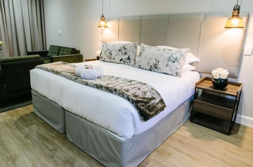Honeymoon Suite photo 1