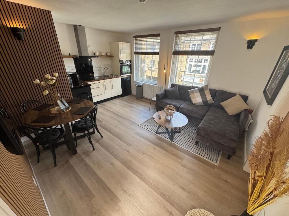 City Apartment, City View