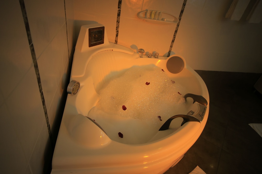 Junior Suite - Photo 15