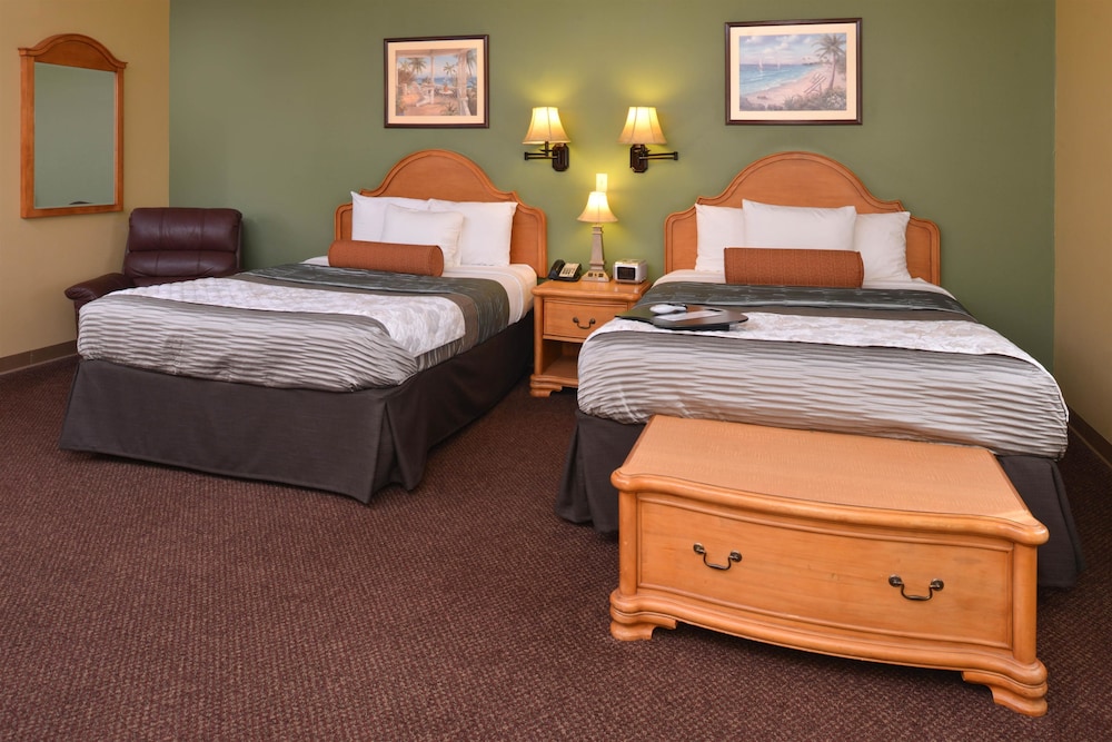 Suite, 2 Queen Beds, Non Smoking, Kitchenette photo 1