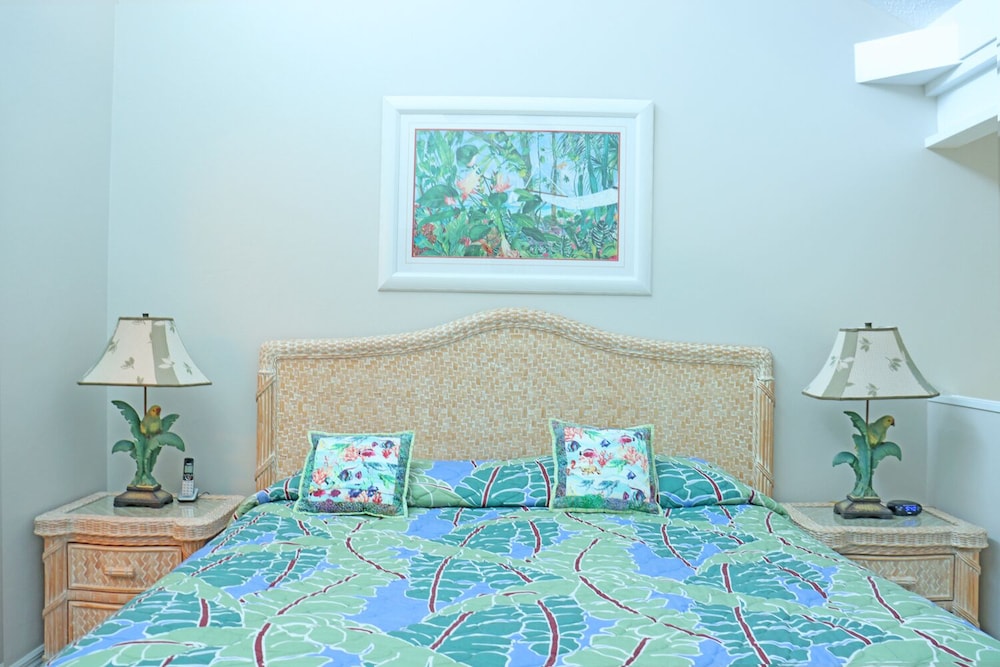 Luxury Villa, 2 Bedrooms, Oceanfront photo 3