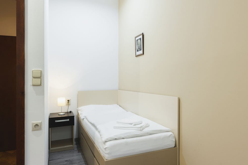 Business Single Room, City View