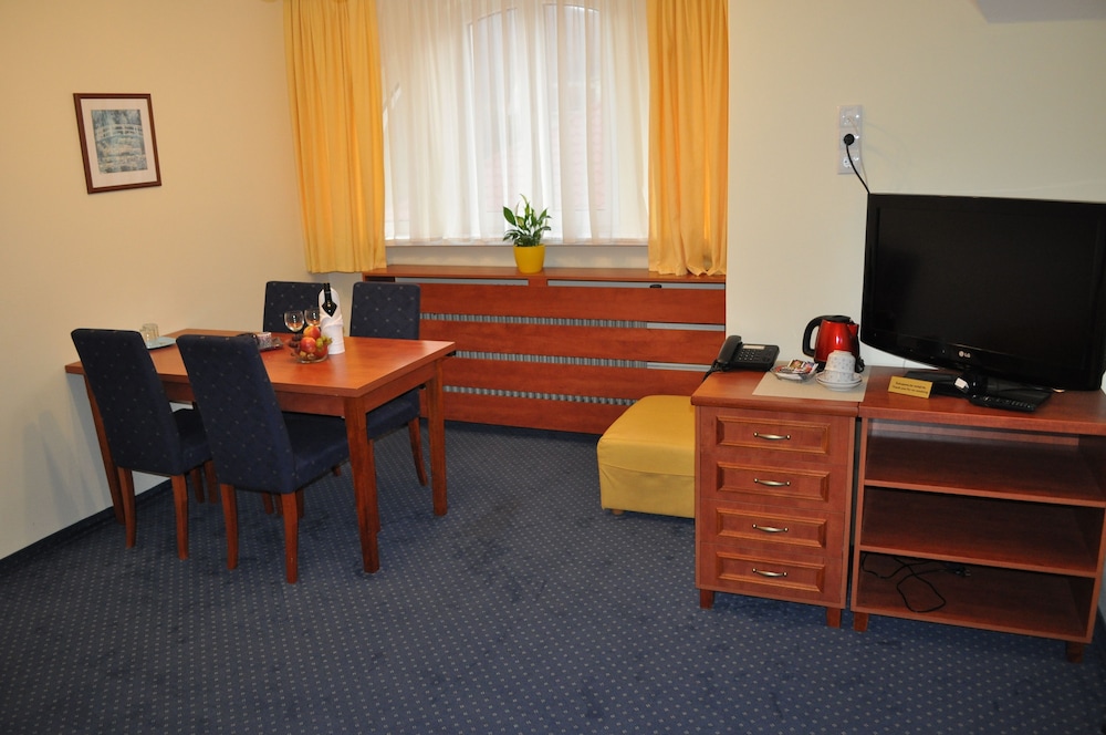 Classic Apartment photo 3