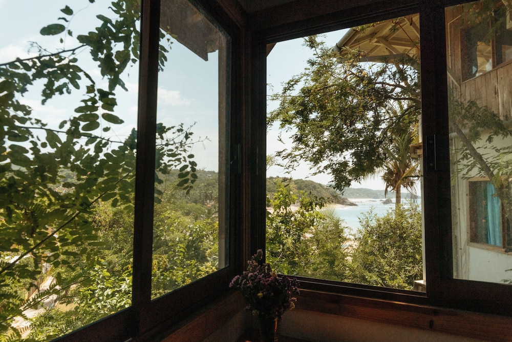 Comfort Quadruple Room, Multiple Beds, Sea View photo 3