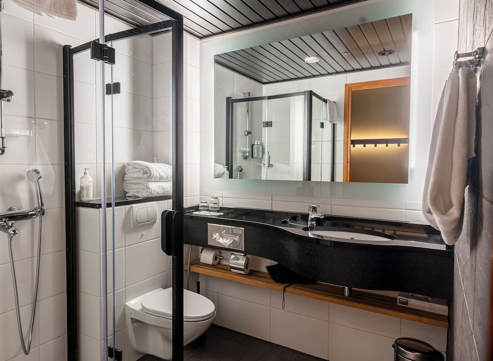 Standard Room, 2 Twin Beds (extra bed possibility) photo 3