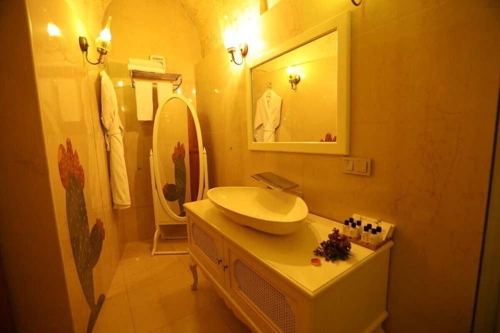 Romantic Suite photo 2