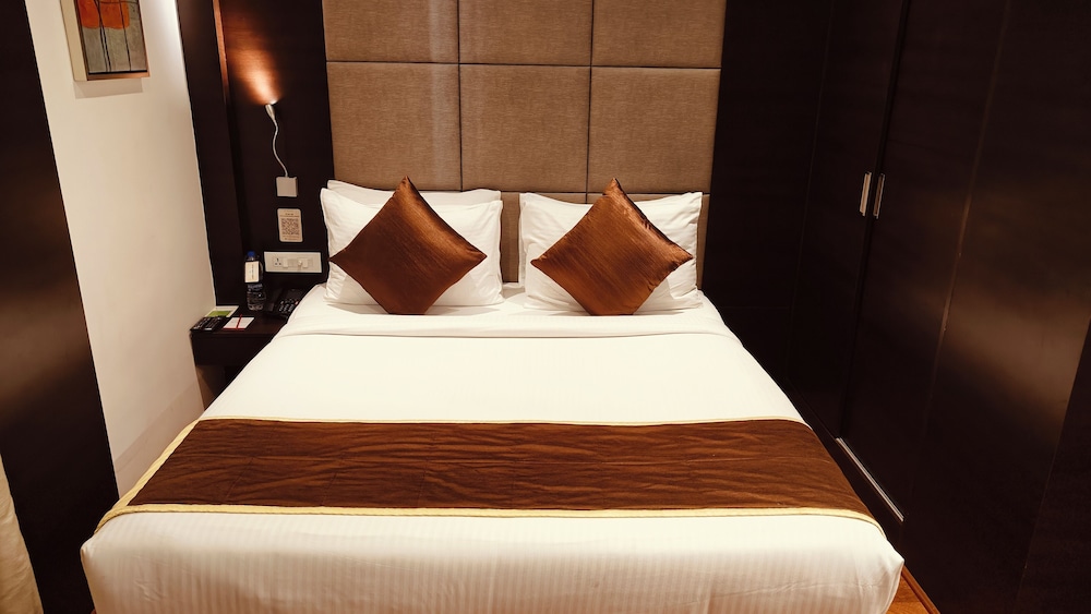Exclusive Duplex, 1 King Bed with Sofa bed photo 3